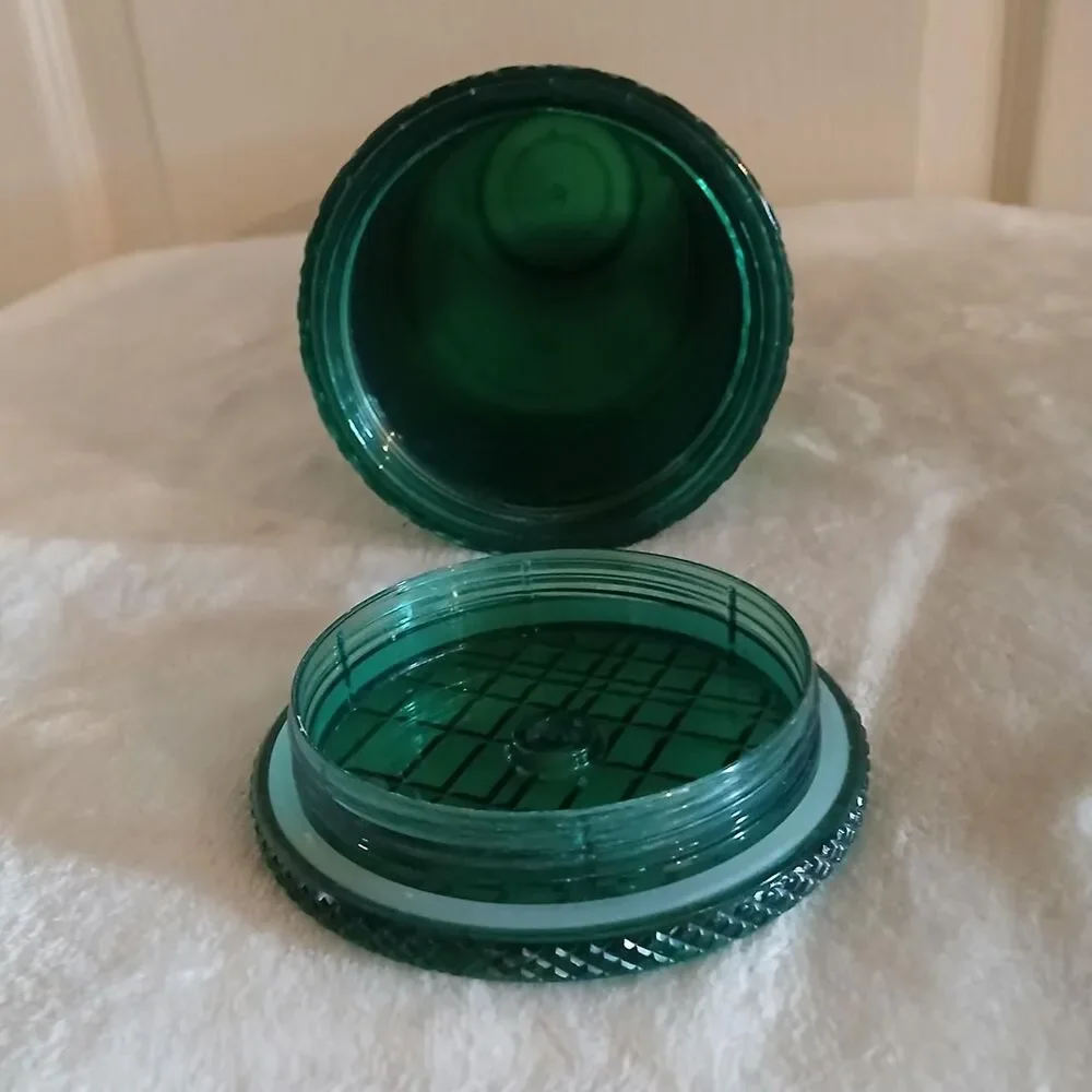 Starbucks 24 oz Emerald Green Jeweled 2021 Holiday Tumbler with Lid No Straw